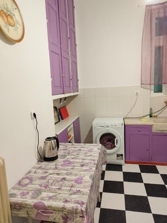 Комната Pilika 4Room With Shared Bath Афины Экстерьер фото